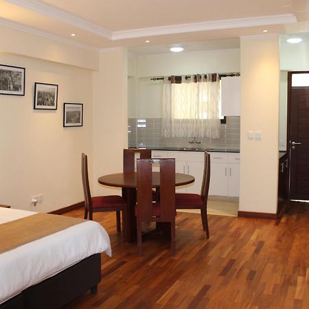 Cranes Suites Kitale Bagian luar foto