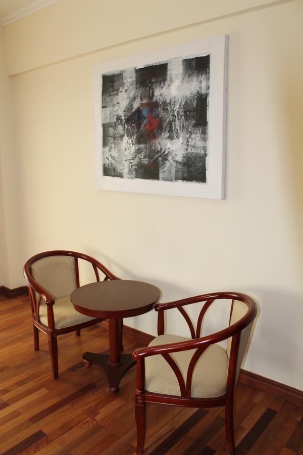 Cranes Suites Kitale Bagian luar foto