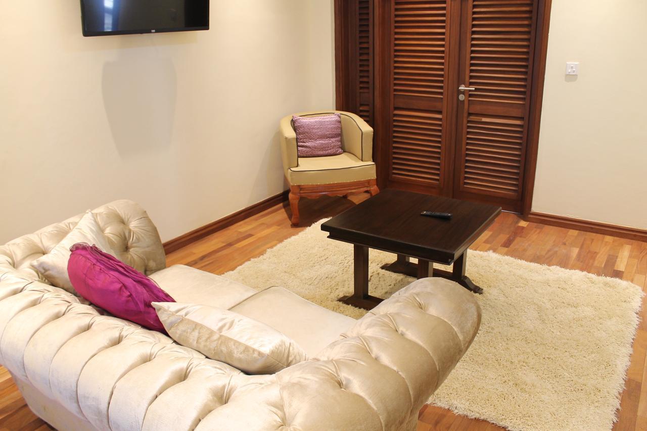 Cranes Suites Kitale Bagian luar foto